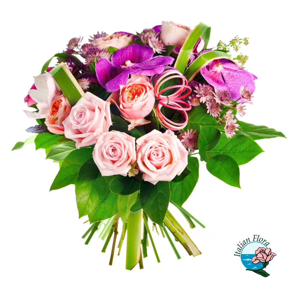 34_1000px Bouquet con rose rosa e fiori misti